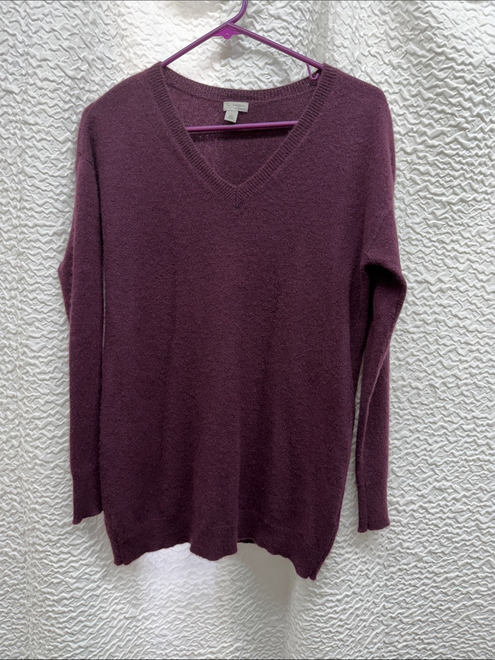 Halogen Nordstrom Plum/Burgundy 100% Cashmere V-Neck Sweater Size Small